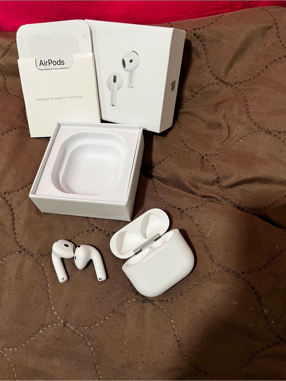 Apple AirPods 4 with Active Noise Cancellation (ANC)